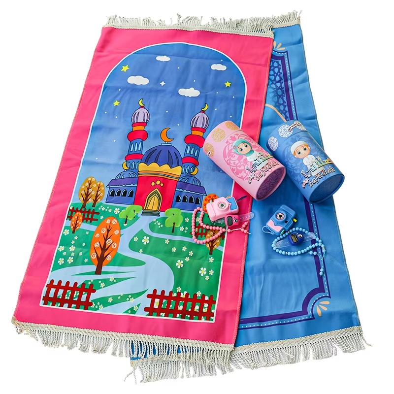 Islamic Prayer Mat Set for Kids with Tasbeeh Beads, Digital Zikr Counter Ring & Camera – Eid Ramadan Gift - Image 2